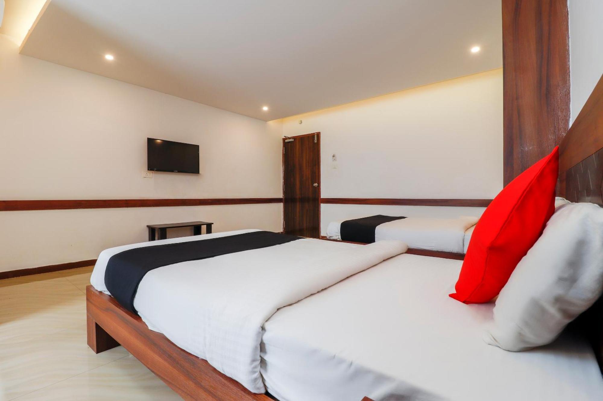 Sai Arya Residency Hotel Mangalor Kültér fotó