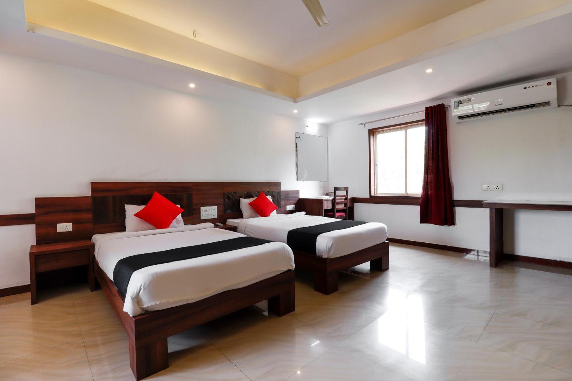 Capital O Sai Arya Residency Hotel Mangalor Kültér fotó